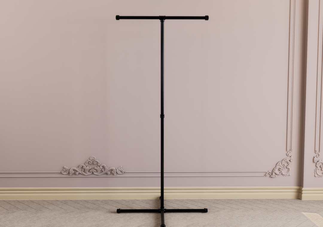 Freestanding T-Shaped Clothes Rack with 4-Leg Base (D122)