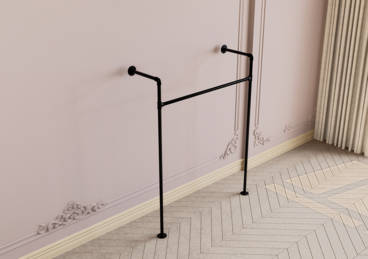 Curved Open-Front Garment Rail (D99)