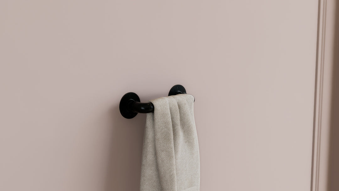 Slim Pipe Towel Holder (D157)