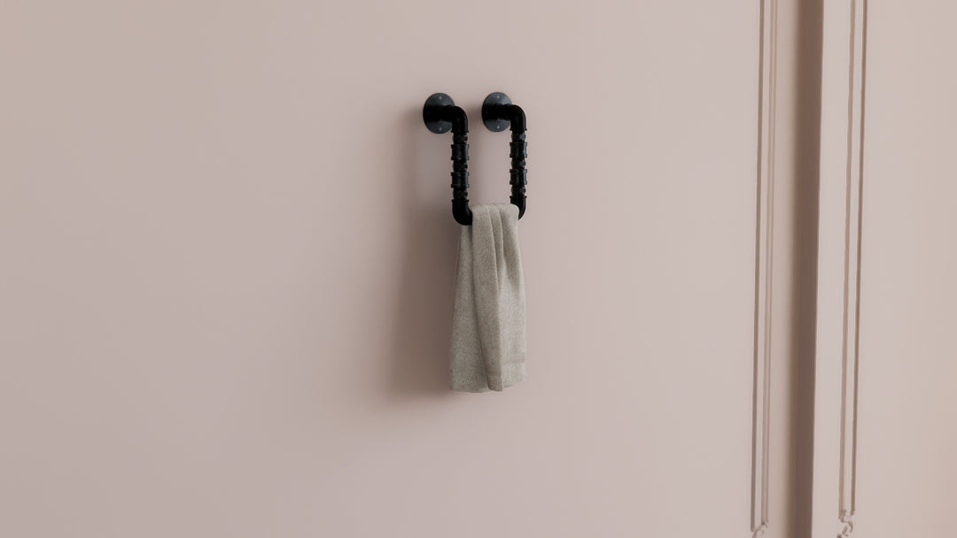 Double Wall Mounted Industrial Black Steel Pipe Towel Rack (D29)